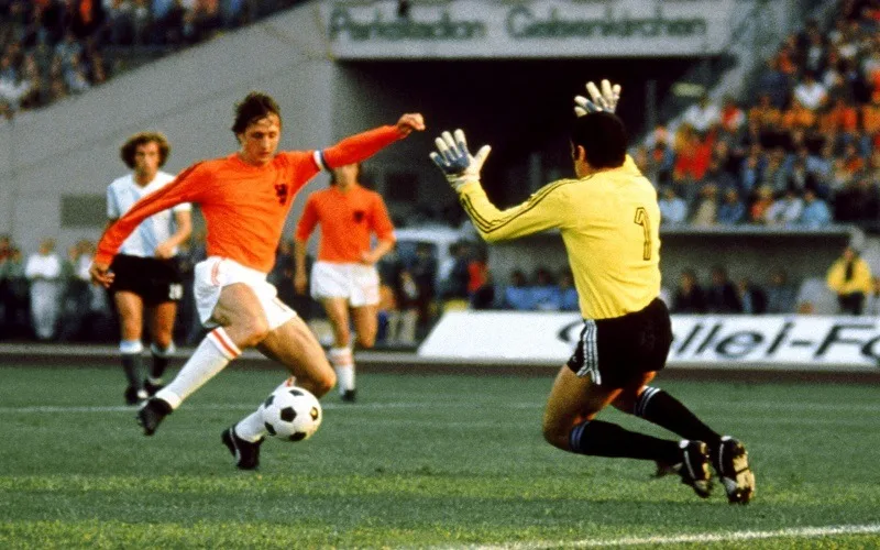 feat 1785750783