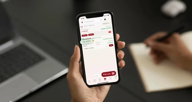Bản chất của chứng khoán phái sinh là giao dịch theo biến động giá và quản trị rủi ro thị trường.