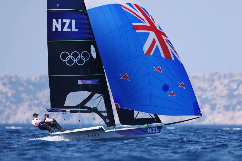Vương quốc Anh, Úc và New Zealand là những quốc gia có nền sailing phát triển và giàu truyền thống.