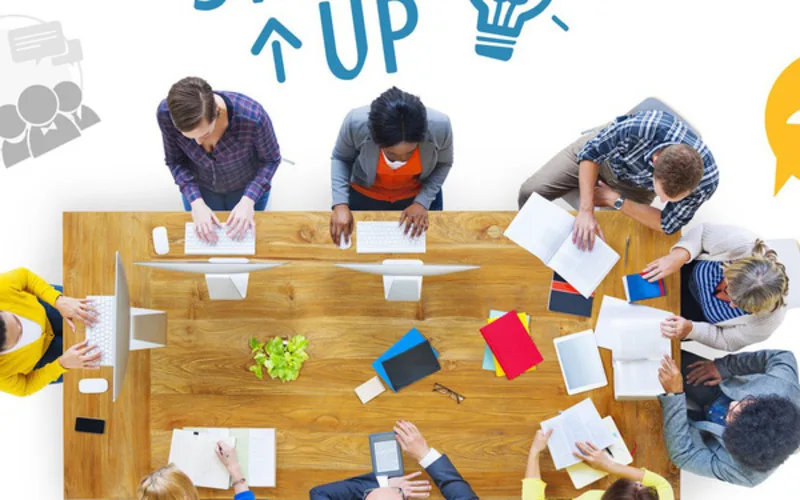 Một startup hoàn chỉnh cần kết hợp đúng vấn đề thị trường, sản phẩm phù hợp, mô hình doanh thu và đội ngũ sáng lập có năng lực bổ trợ.